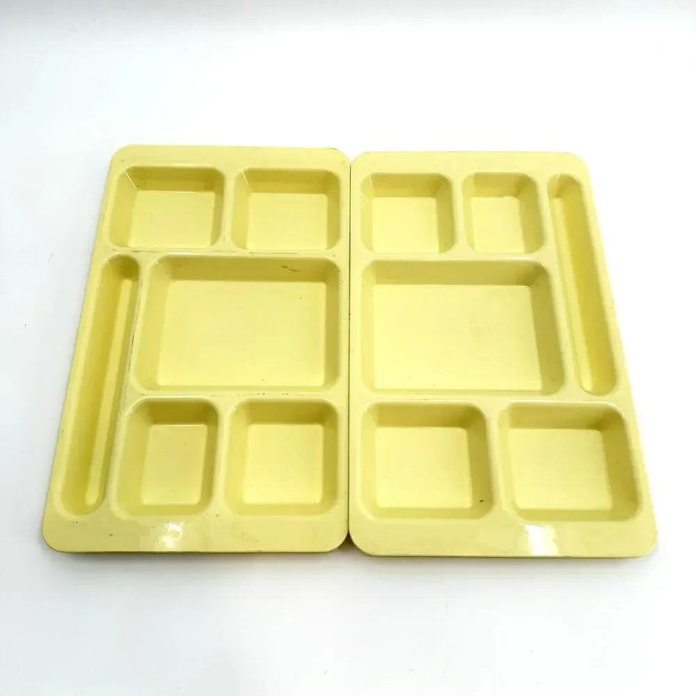 Cambro Plastic Yellow Food Trays 1596PW 6 Compartment Pair Camp Picnic Cafeteria